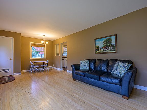 4th image of 426 S Litchfield Ave