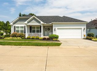 9067 Devonshire Dr, Olmsted Falls, OH