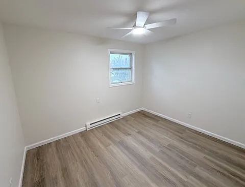 575 E Oak — Photo 3
