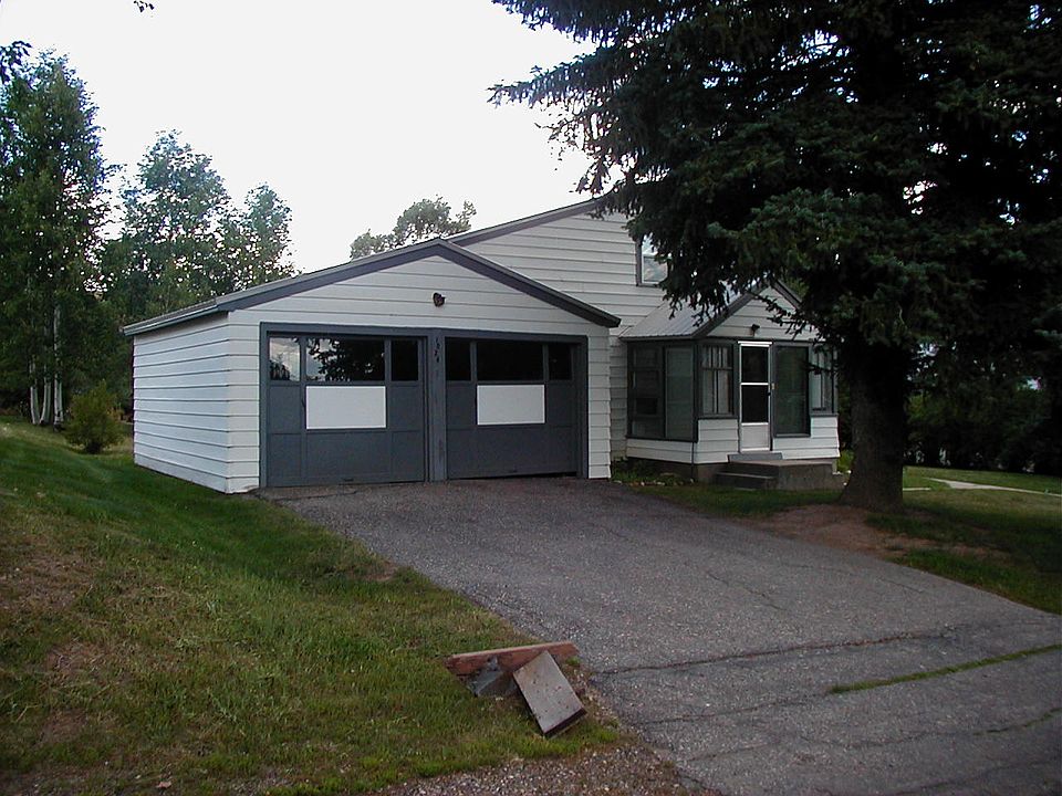 2nd image of 1034 The Blvd
