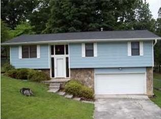 8114 Blue Spruce Dr, Hixson, TN 37343