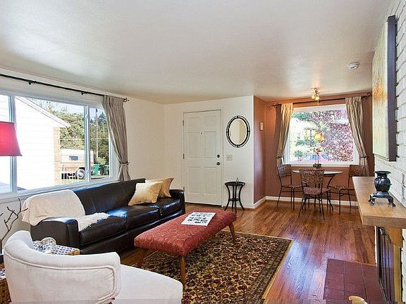 4th image of 7519 26th Ave NE