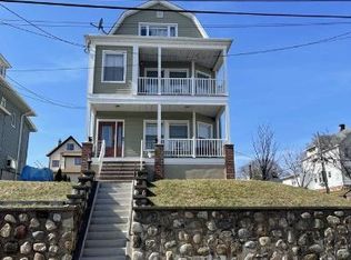 61 Prospect Ter, East Rutherford, NJ 07073