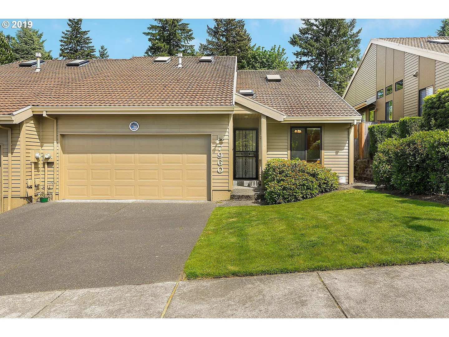 7960 SW Connemara Ter photo 1