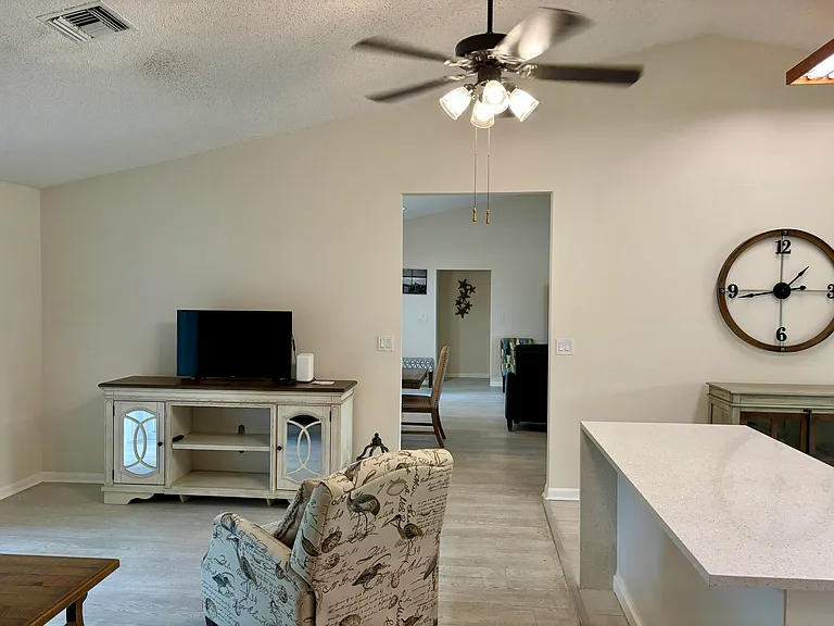 2153 Amesbury Cir — Photo 12