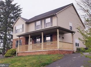 916 Harwood Rd, Hagerstown, MD 21740