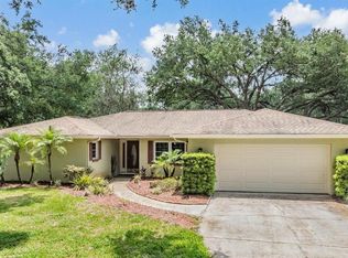 2911 Pemberton Creek Dr, Seffner, FL 33584