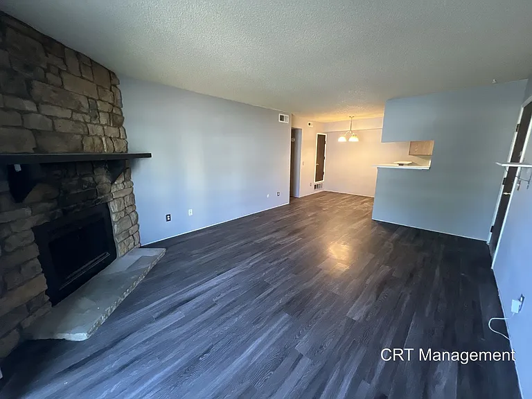 8555 Fairmount Dr #I102 — Photo 7