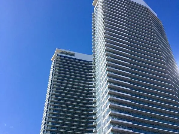 117 McMahon Dr #1901, Toronto, ON M2K 0E4