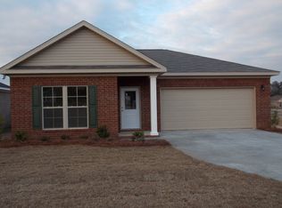 309 Londonberry Dr, Dothan, AL 36303