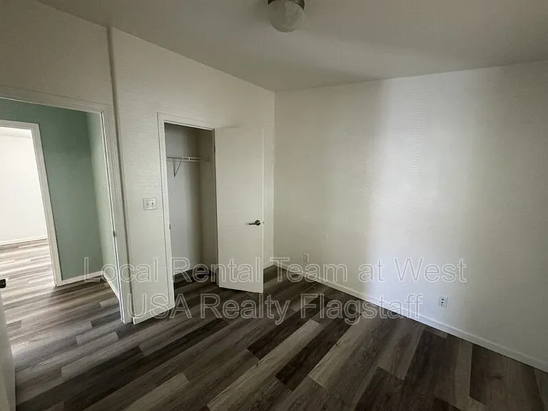405 W Phoenix Ave #1 — Photo 12