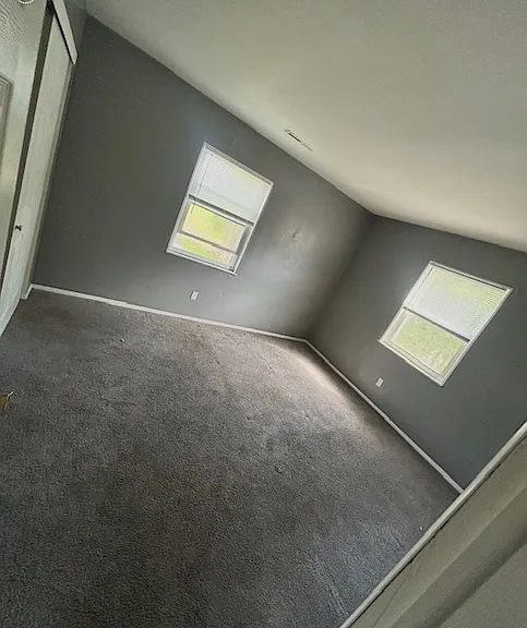 1614 Brooke Park Dr #8 — Photo 2