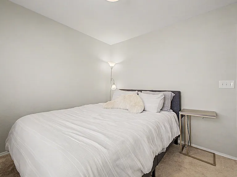10540 Blanca Peak Ave — Photo 21