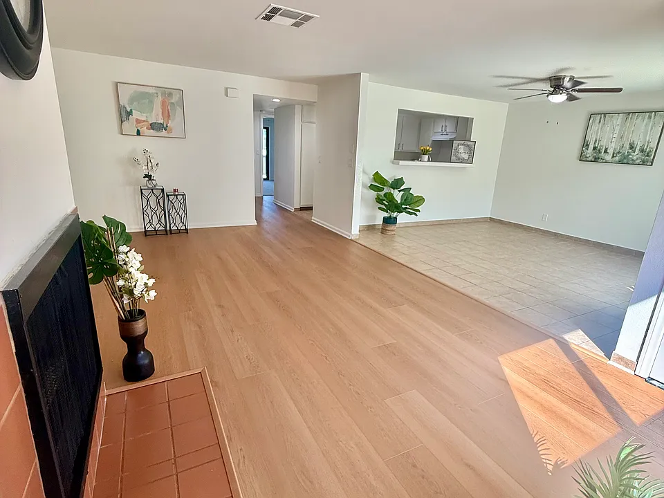 512 W Imperial Ave #3