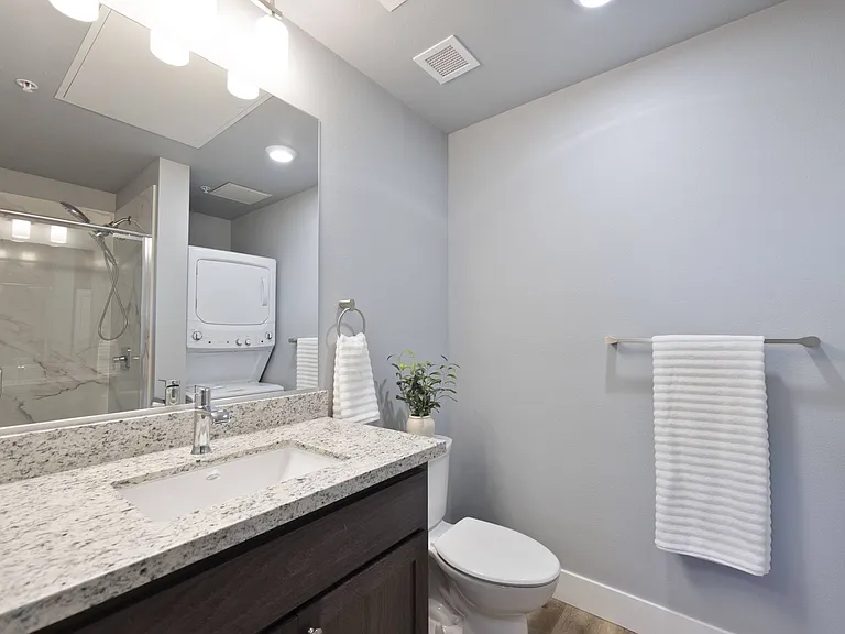 ONE18 West Street Residential — Photo 51