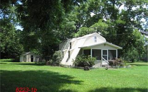 1st image of 692 NE Lantana St