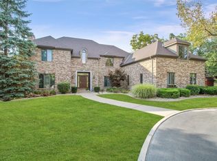 8906 Ditola Ct, Saint John, IN 46373