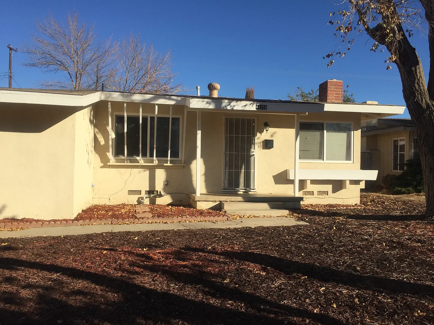 Beautiful 3 bedroom home in Lancaster — Photo 1