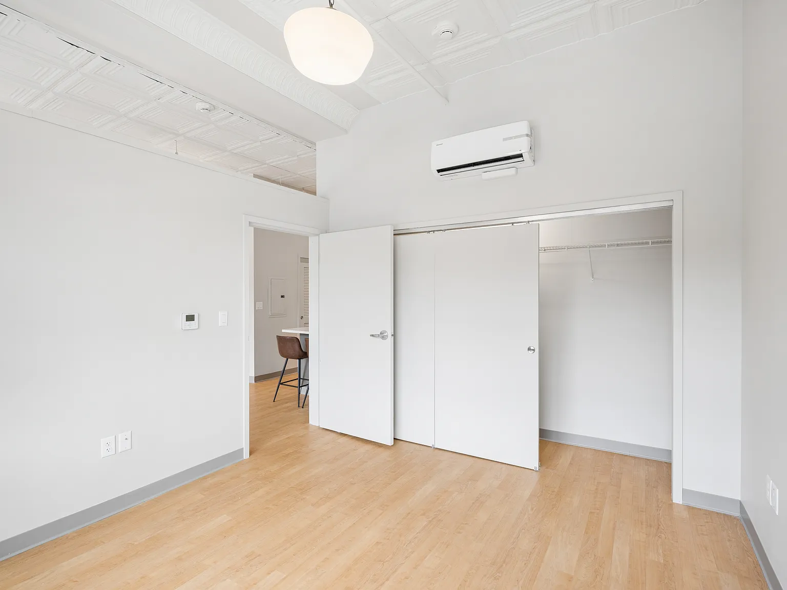 1 bed, 682 sqft, $1,950 — Photo 4