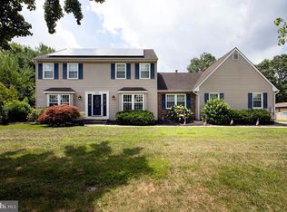 102 Briarwood Rd, Mullica Hill, NJ 08062