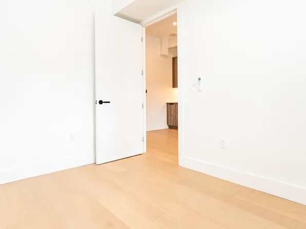 107 South 6th Street image 6 of 13