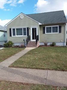 528 Lyman Ave, Woodbridge, NJ, 07095