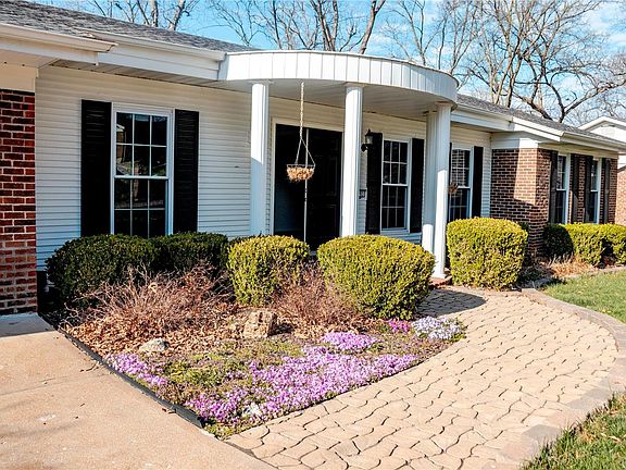 3rd image of 11921 Bardmont Dr