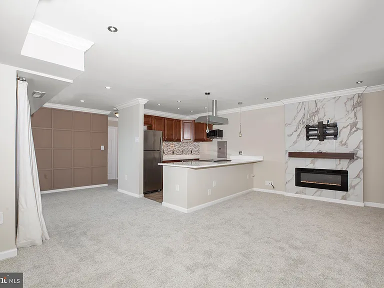 1604 Renate Dr #303 — Photo 5