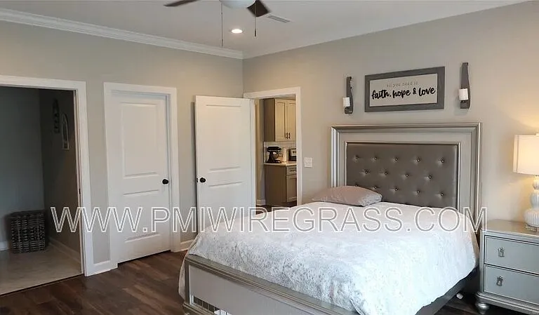 174 Sandy Hills Ct — Photo 13