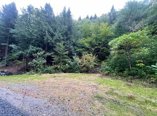 667 Hinkley Brook Rd, Grafton, VT 05146