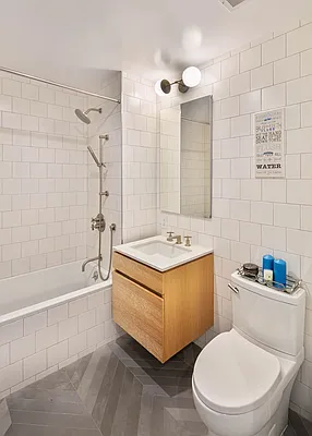 Sold by Compass | media 21