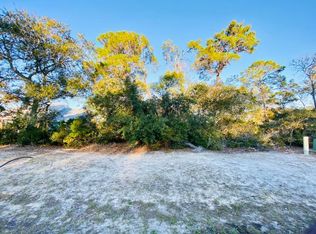 125 Lakes On The Bluff Dr, Eastpoint, FL 32328