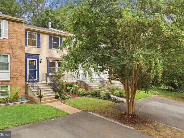 5710 Round Top Ln, Burke, VA 22015