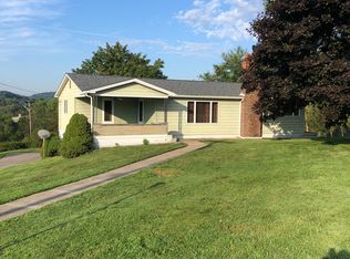 128 Beaver Run Rd, Apollo, PA 15613