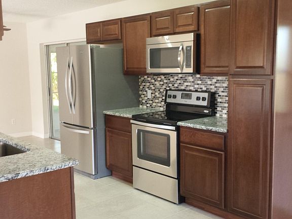 2nd image of 1045 SE Floresta Dr