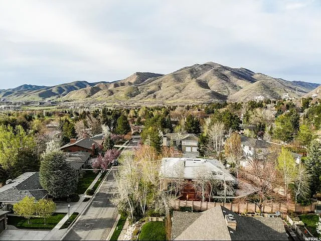 1407 S Chancellor Way — Photo 36
