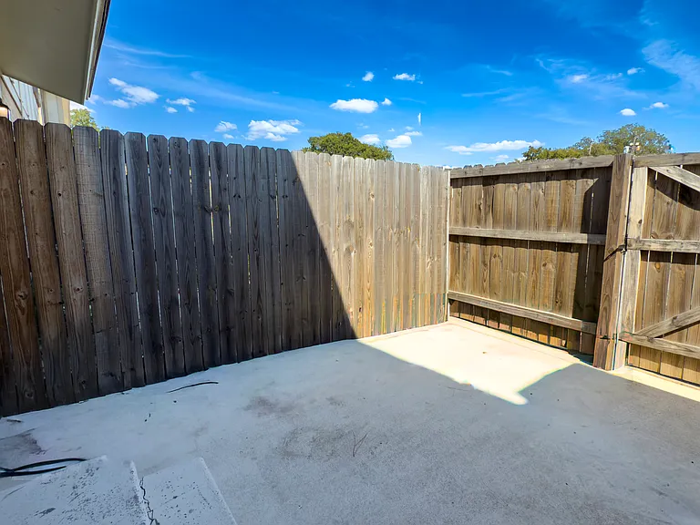 1905 W Morton St #20 — Photo 21