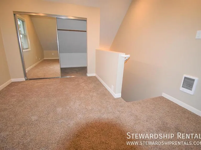 893 W 5th Ave #2 — Photo 10