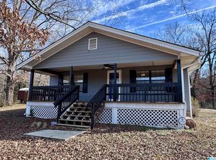 2655 Virginia Dr, Hueytown, AL 35023