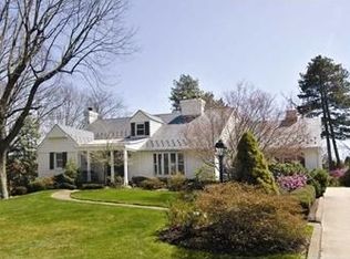 915 Valleyview Rd, Pittsburgh, PA 15243