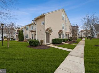 1004 Ralston Dr, Mount Laurel, NJ 08054