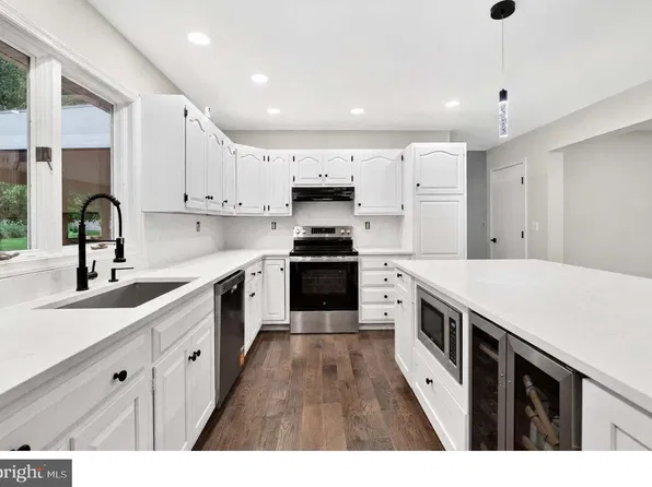 708 Karen Dr, Kingsville, MD 21087