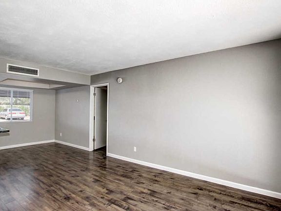 5th image of 4554 E Paradise Village Pkwy N Unit 127