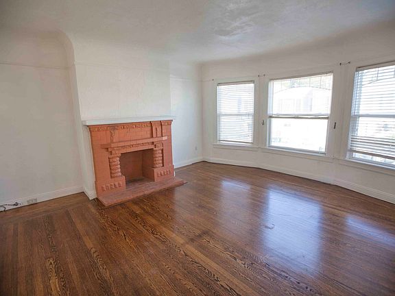 3rd image of 134 San Diego Ave