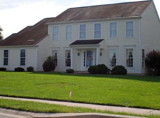 22 S Perch Creek Dr, Newark, DE 19702