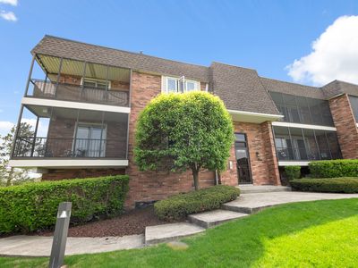 15725 Foxbend Ct APT 1E, Orland Park, IL, 60462