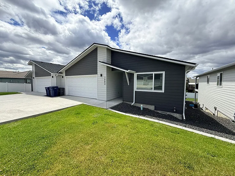 1501 - 1503 North Bell Street — Photo 56