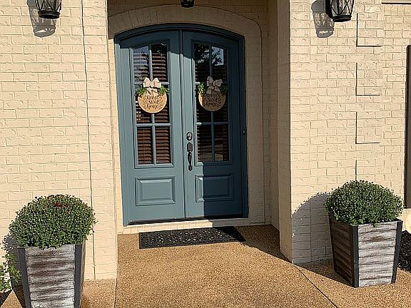 2nd image of 3546 Holsten Creek Dr