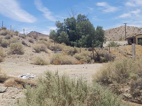 4th image of 27095 National Trails Hwy