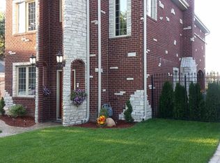 9439 Nerbonne Ave, Franklin Park, IL 60131